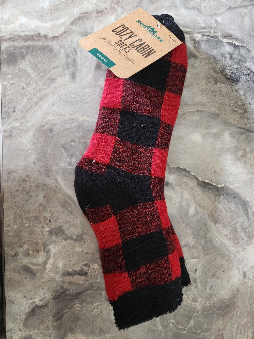 Cozy Cabin Plaid Fuzzy Socks - Red & Black